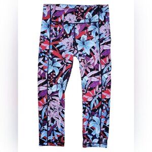 LULULEMON Black/Red/Blue ❣️ Floral Multi Print "21 Crop Leggings